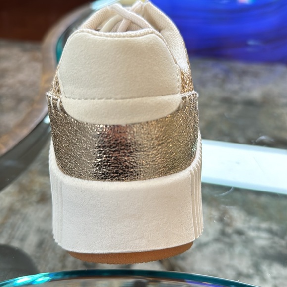 Nicole Miller sneaker - Picture 3 of 5